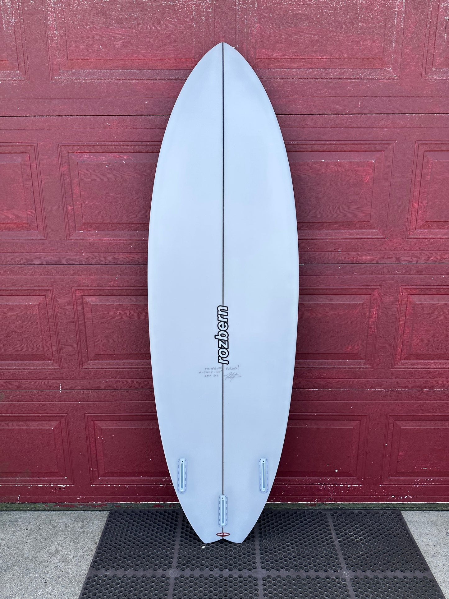 SV3 |  5'10 x 19 3/4 x 2 1/2 - 31.7L | #1152398